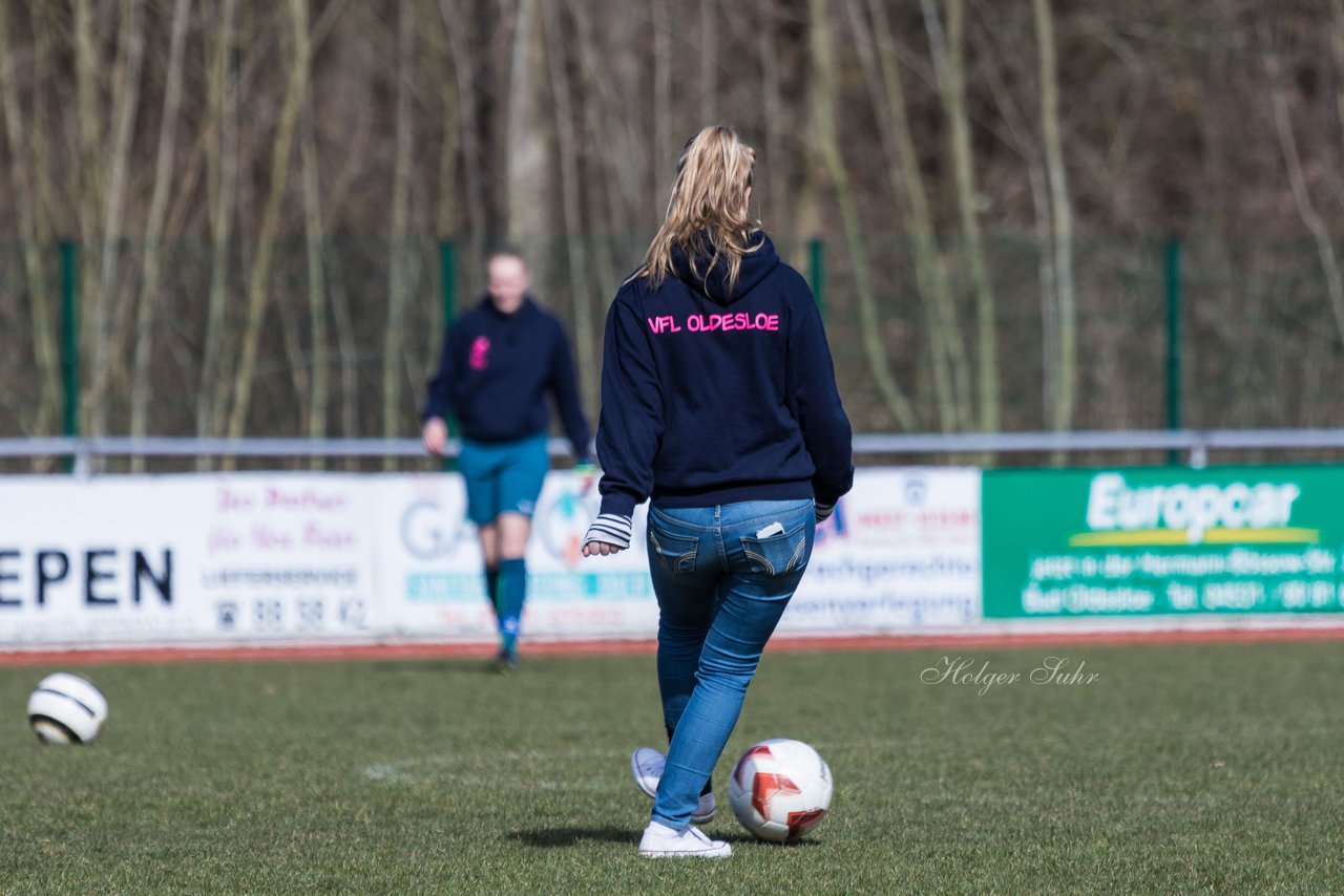 Bild 247 - B-Juniorinnen VfL Oldesloe - Krummesser SV _ Ergebnis: 4:0